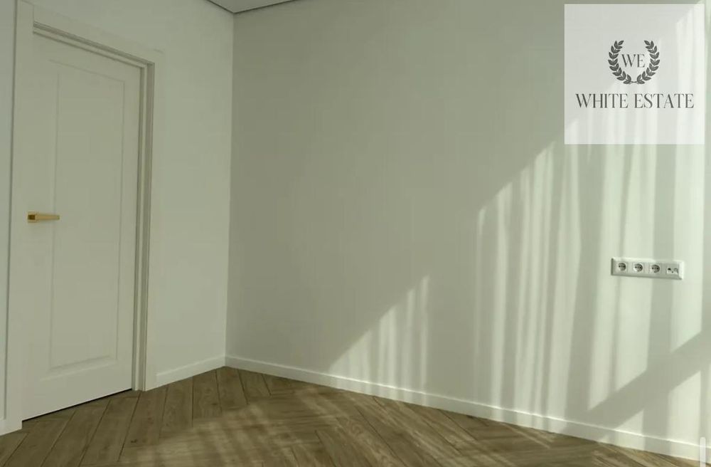 Продаж 2кім. квартири по вул. Квітки Цісик 54