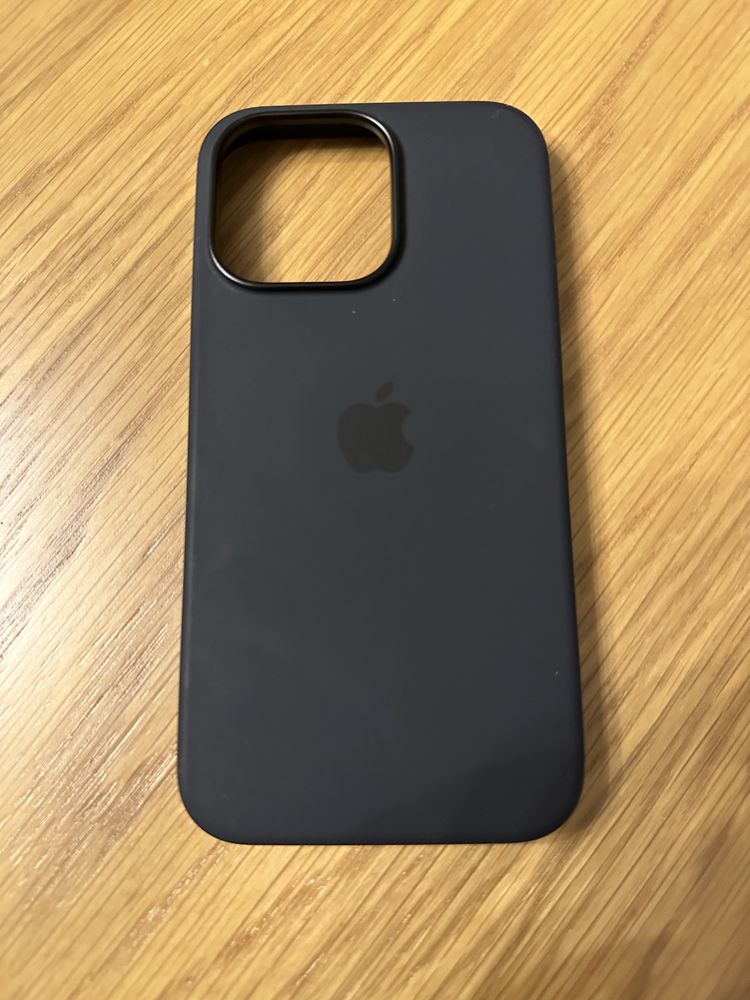 Capas iphone 13 pro , e 14 pro .