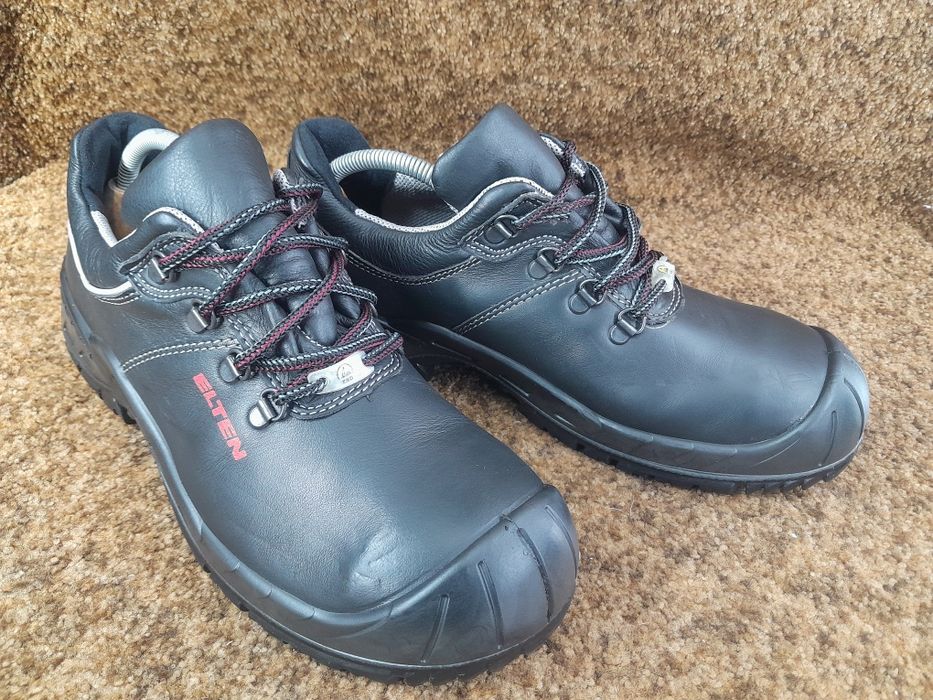 Туфлі , кросівки спецвзуття Elten 42 розмір.