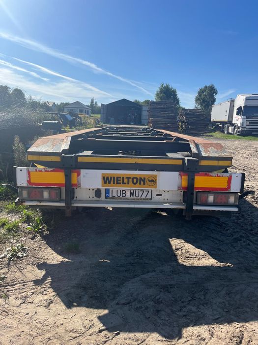Przyczepa hakowa do przewozu kontenerów Wielton