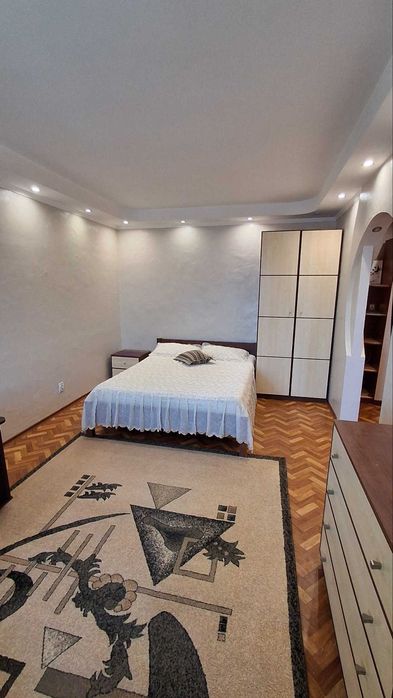 Сдам 1 ком .кв-ру в Центральной части города проспект А. Поля ( Кирова