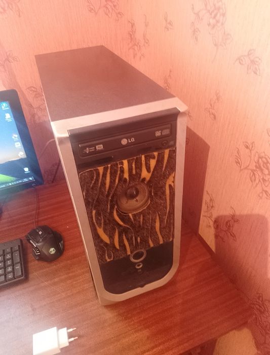 Мощный ПК для игр, работы и учёбы с монитором— отличное состояние!