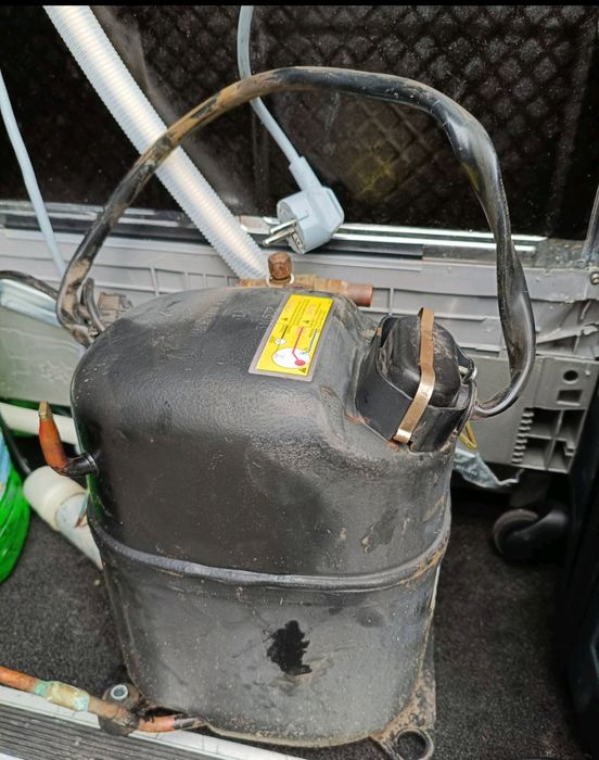 Компрессор холодильный Tecumseh CAJ 2464 Z