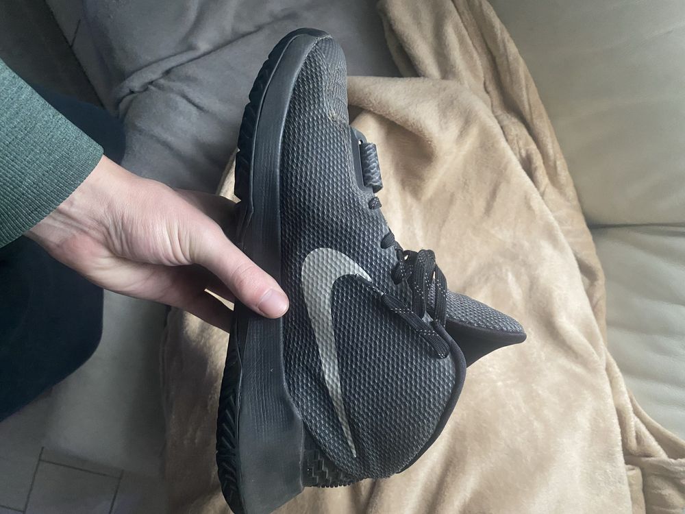 Nike KD Trey 5 IV