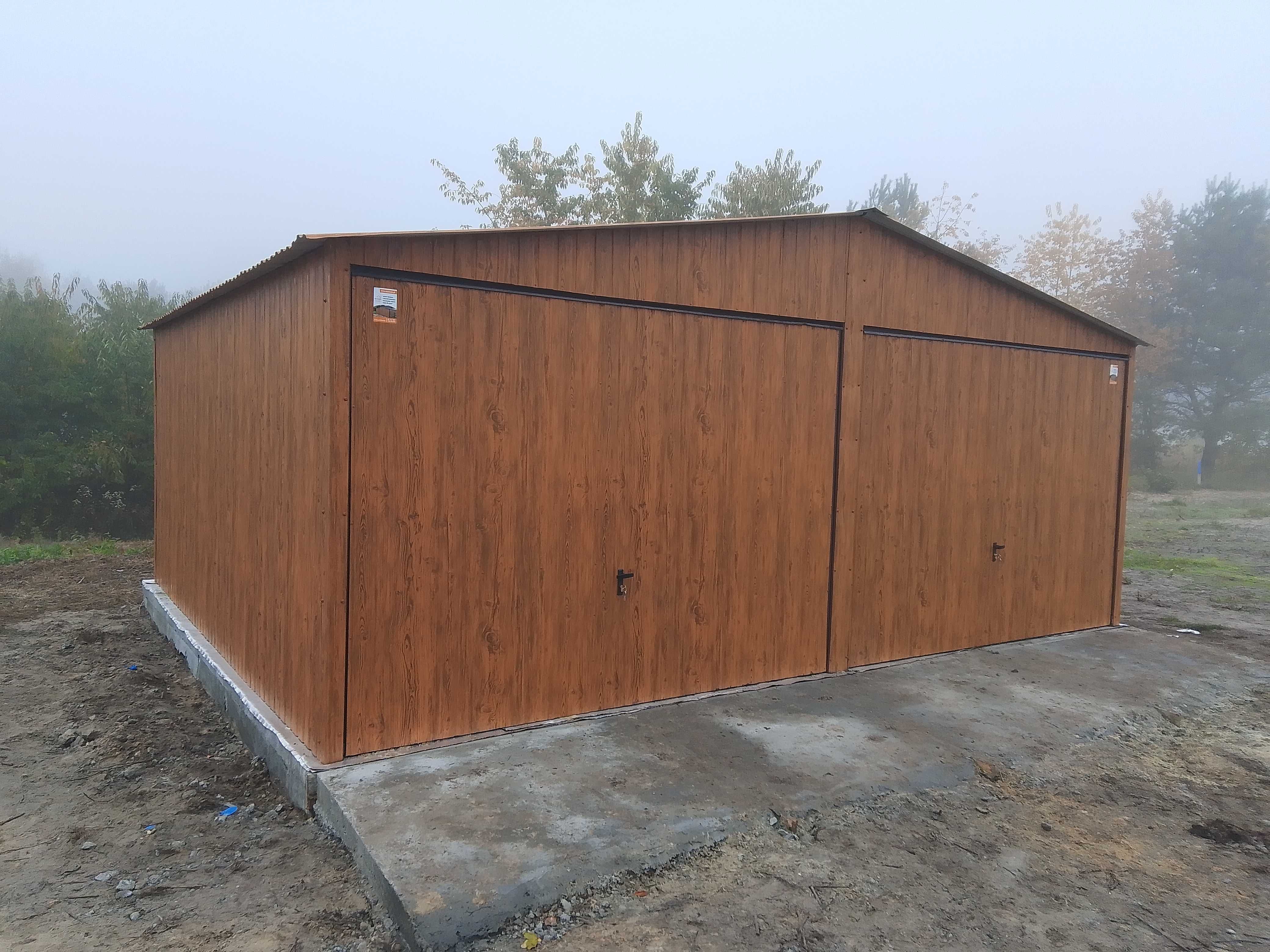 Garaż blaszany 7x6 Drewnopodobny