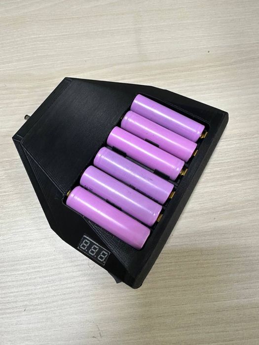 Холдер для аккумуляторов 18650  Для старлинк мини