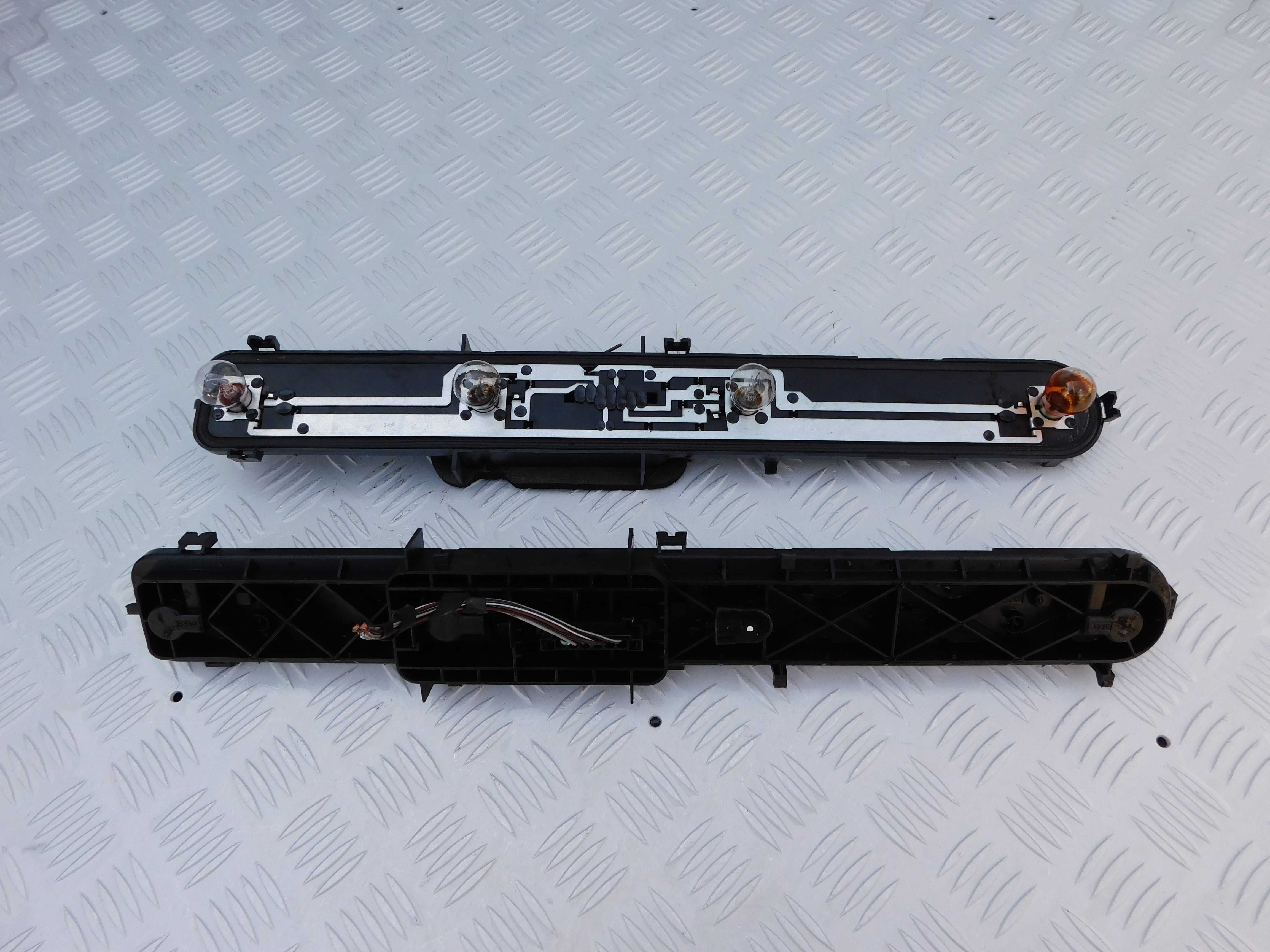 VW Crafter wkład listwa lampy tył + wtyczka instalacji 06-15r