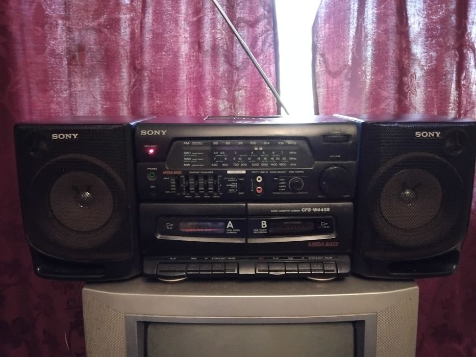 Магнитола SONY cfs-w445s,   рабочий.