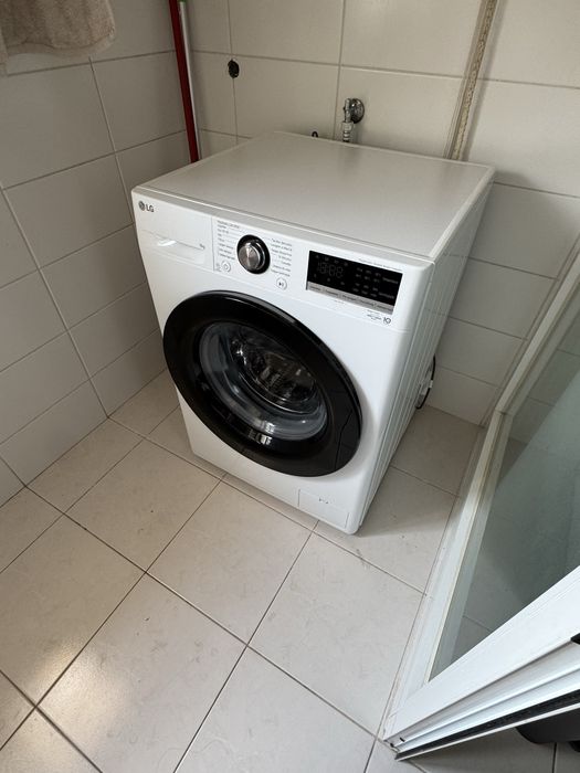 Maquina de lavar roupa como nova