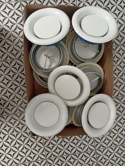 Anemostat sufitowy wywiewny 125 mm