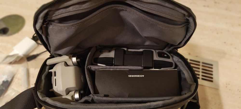 Квадрокоптер DJI Mini 2 SE Fly more combo