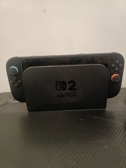 Nintendo switch 2 como nova com acessórios incluídos.