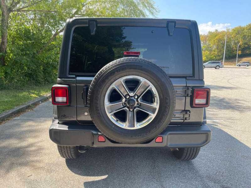 2020 Jeep Wrangler Unlimited Sahara