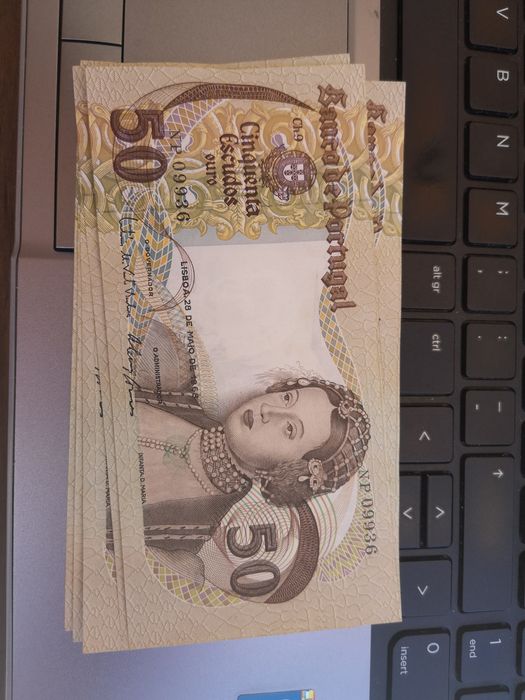 Série de 10 notas de 50$00 de 1968, números consecutivos