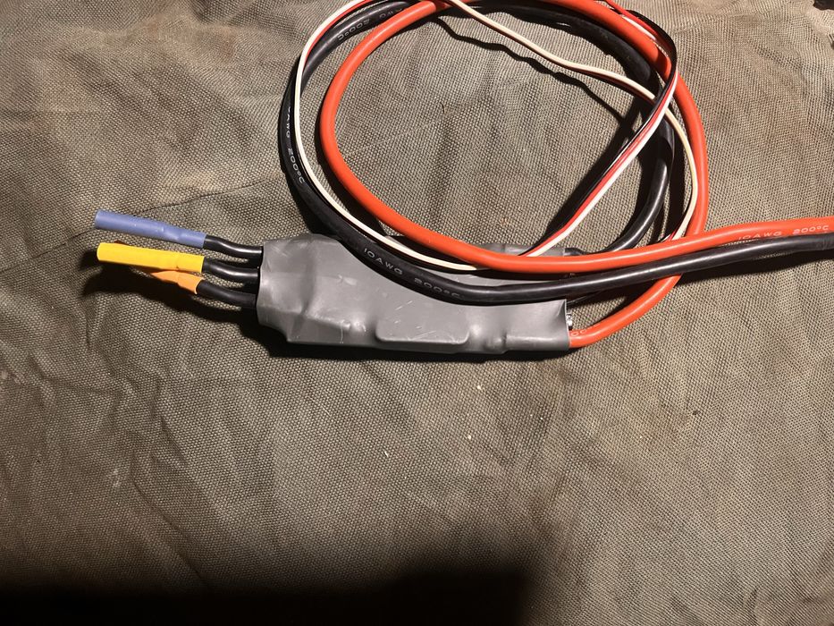 Регулятор скорсти  wp 105 безколекторного двигателя