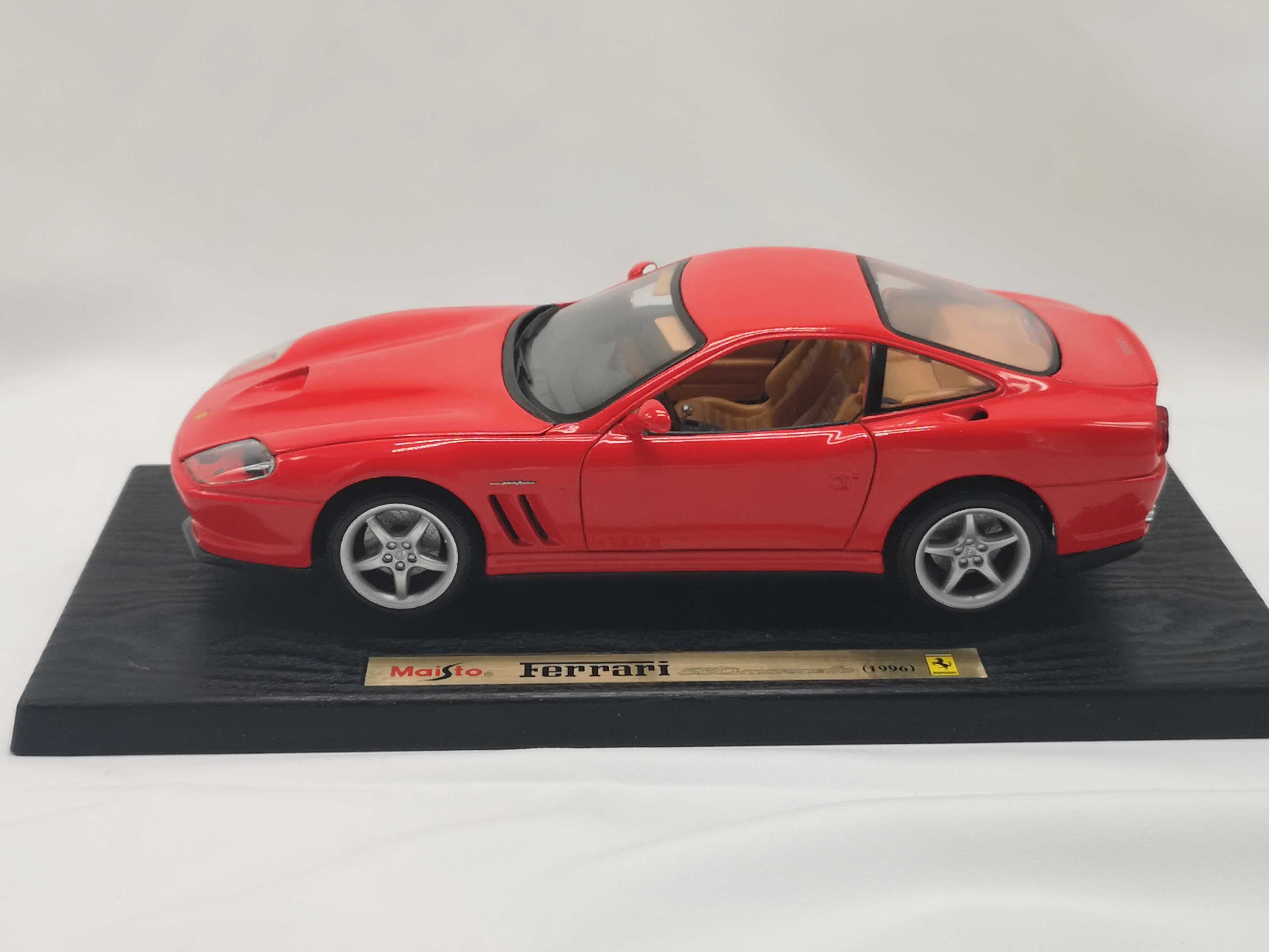 Linda miniatura Ferrari 550 Maranello - 1996 Maisto 1/18