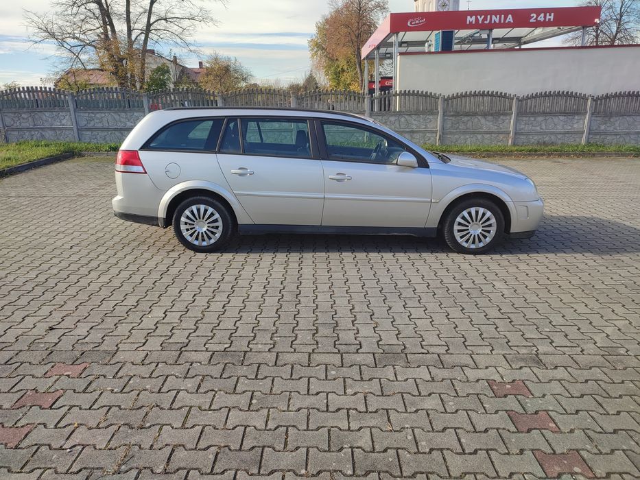 Vectra C Kombi ! 1.9 150 ! Skóry ! Doinwestowana ! Bez rdzy !
