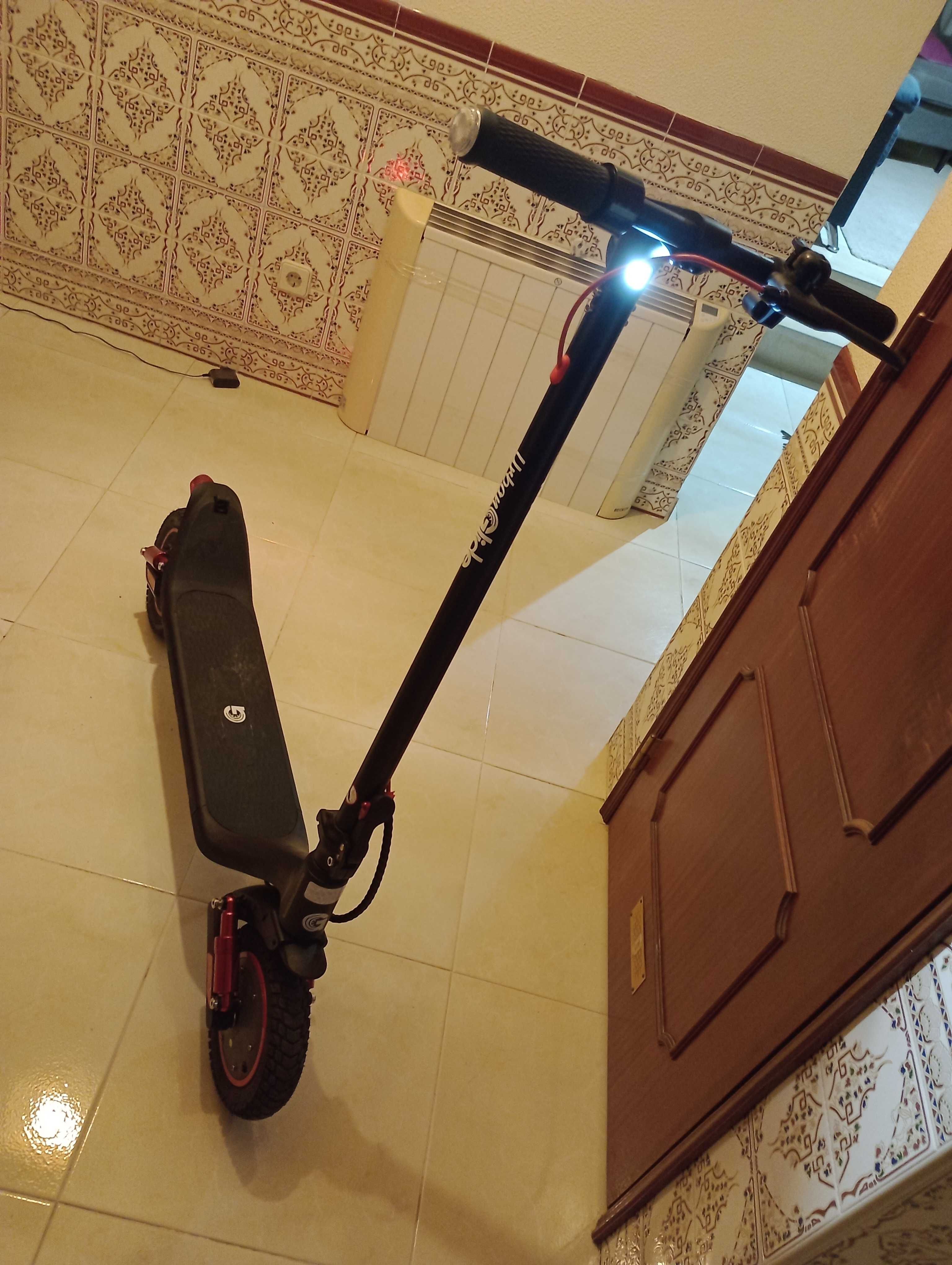 Trotinete elétrica Urbanglide 100 Shark 500w como nova