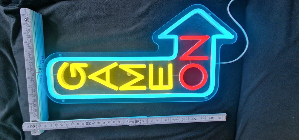 Neon Game On Kolorowy