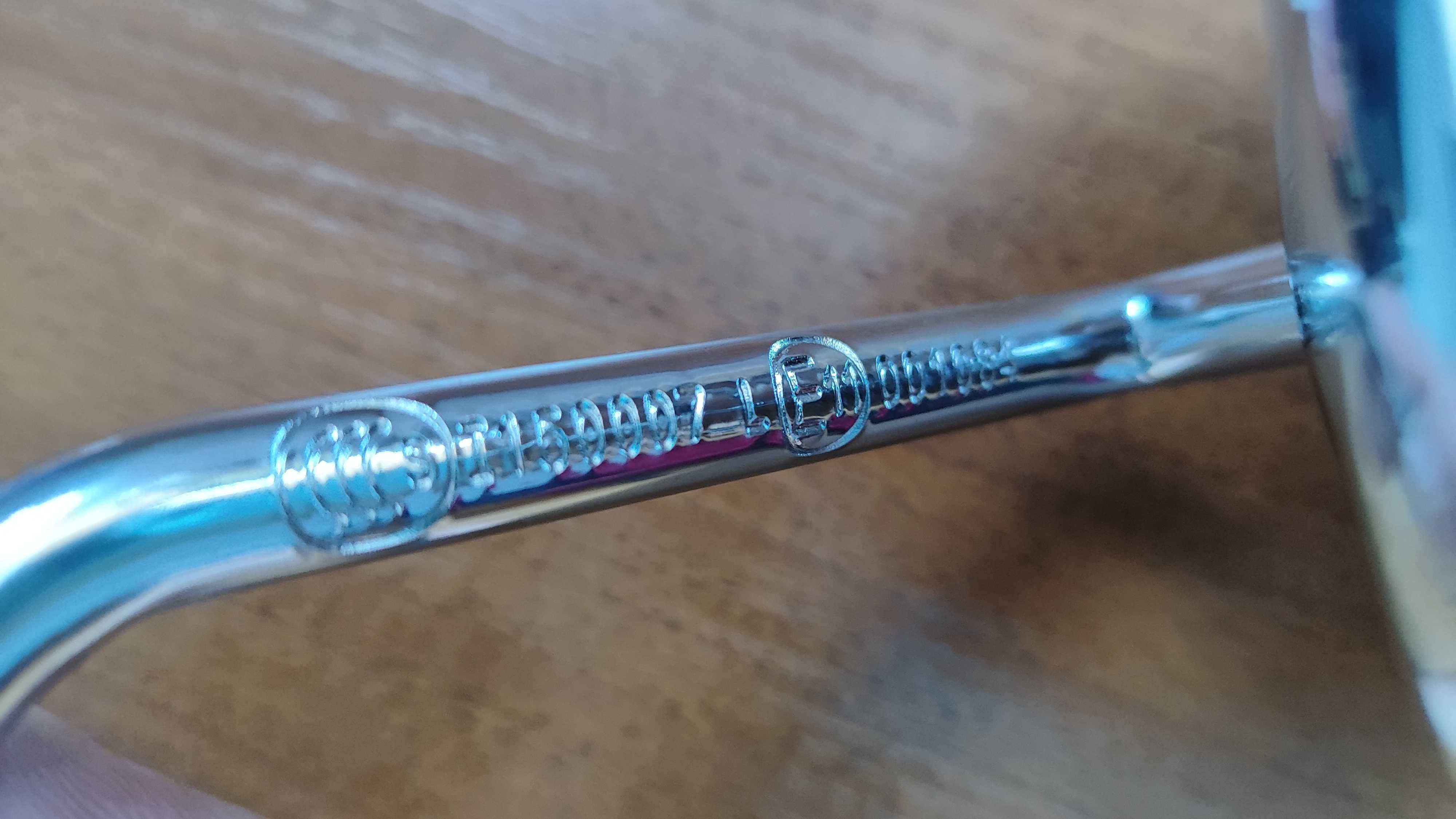 Prawe lustro Harley-Davidson chrom