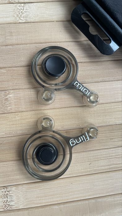 Новый Мини-джойстик Fling для смартфонов