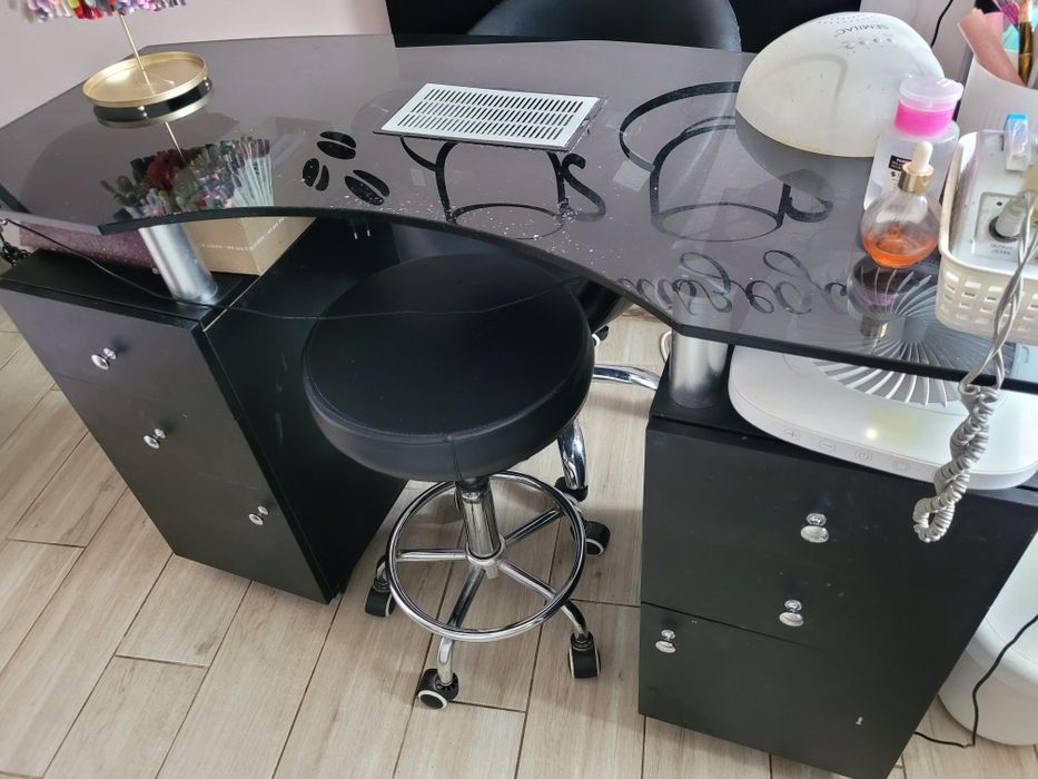 Biurko kosmetyczne stolik do manicure