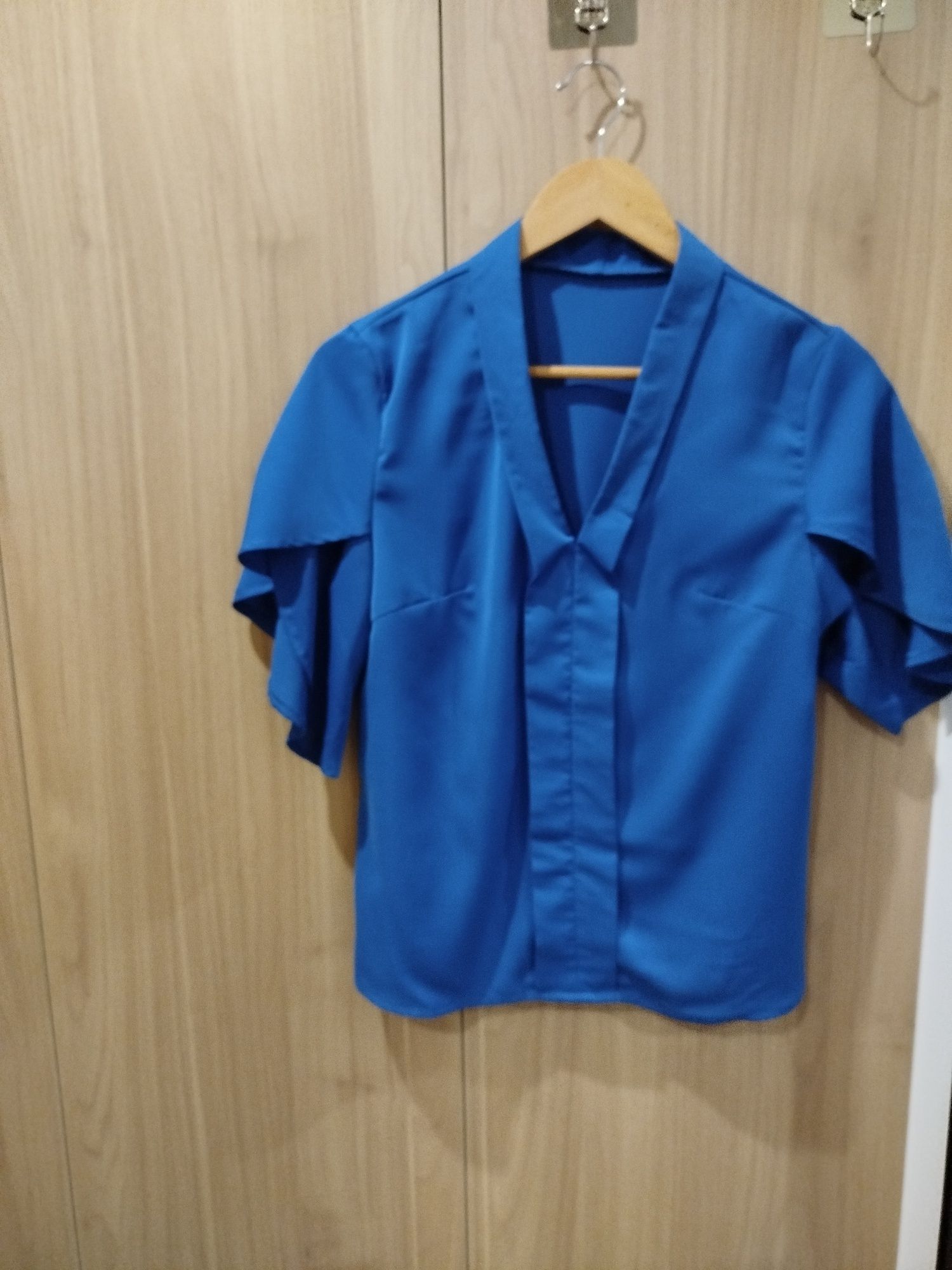 Blusa azul  nova