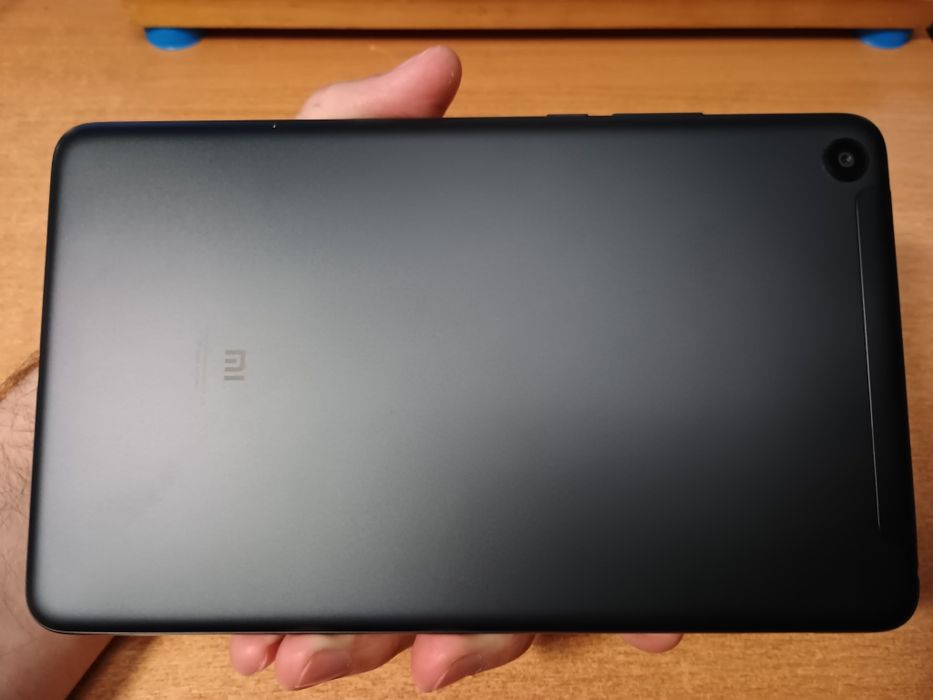 Планшет Xiaomi Mi Pad 4 Wi-Fi 4/64GB Black