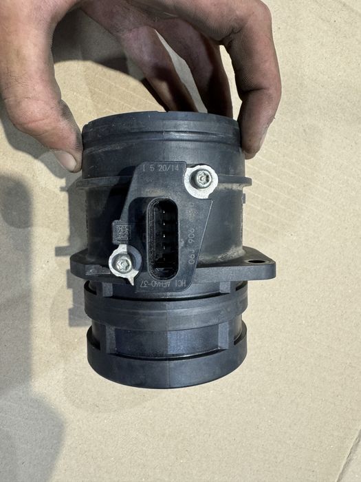 Расходомер воздуха, розходомір повітря ДМРВ ауді А4 Б8 А5 А7 А8 Q5 2.0