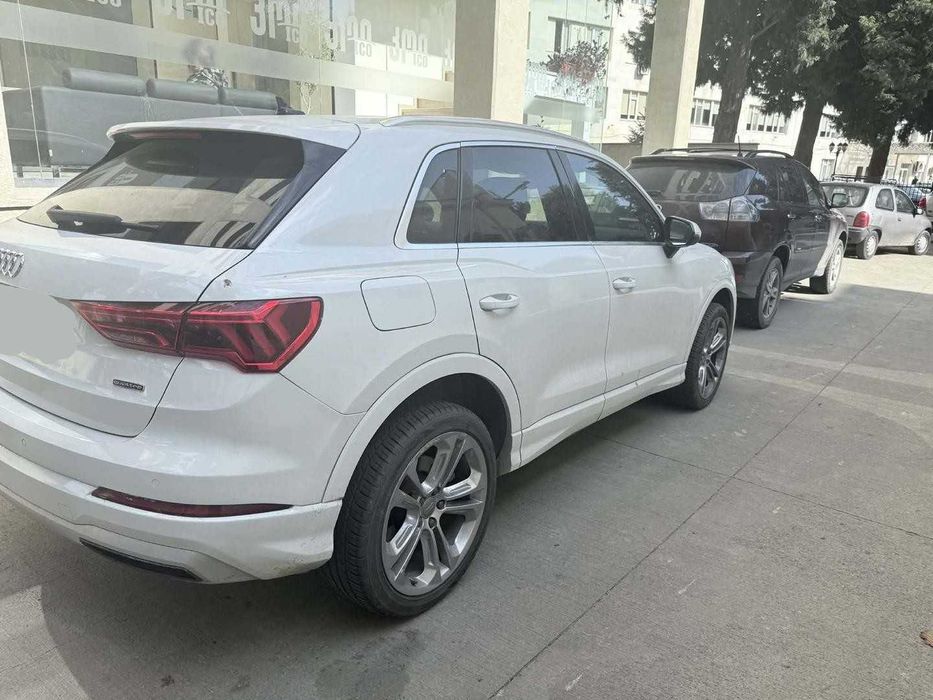 Audi Q3 2019 F3 45 TFSI S-tronic Quattro Ауди Ку3