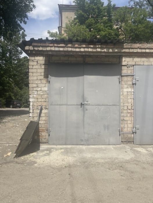 Гараж у центрі міста