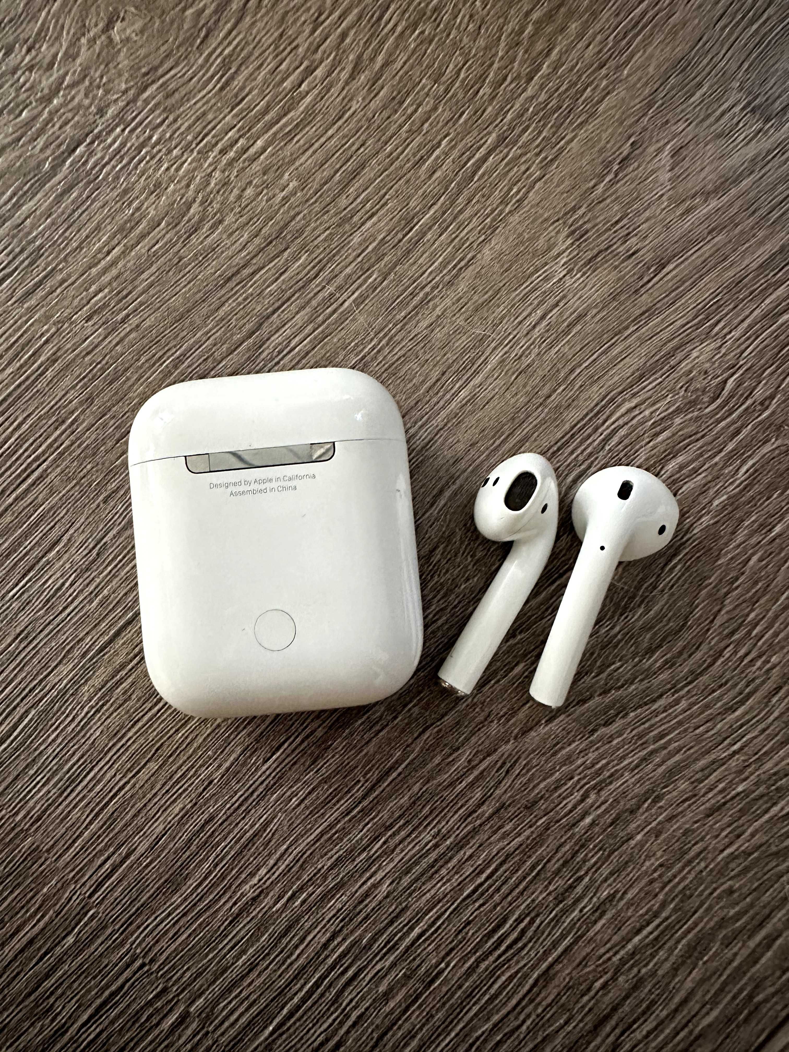 Apple AirPods 1 generacji – sprawne, stan dobry