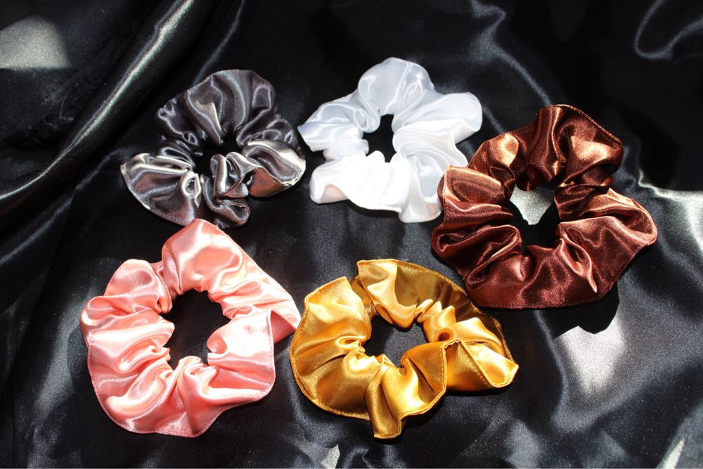 Scrunchie de cetim