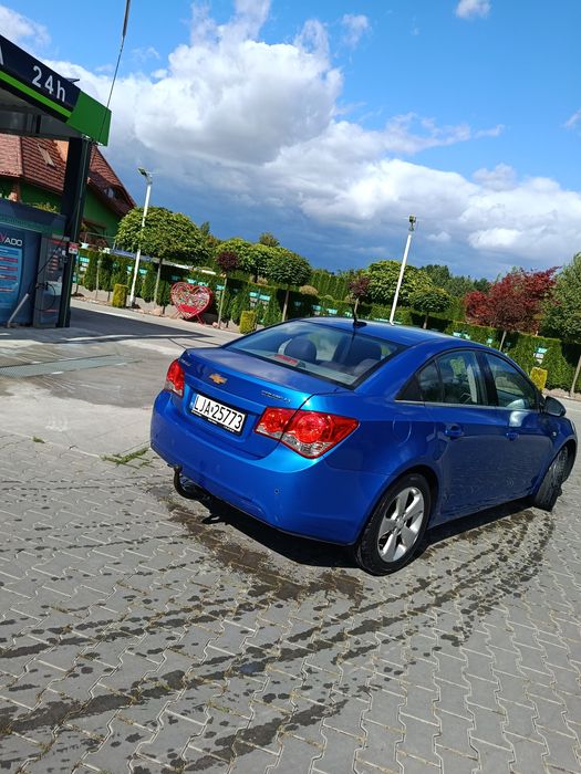Chevrolet Cruz..