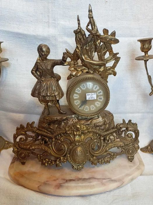 Garniture Latão Mármore Quartz
