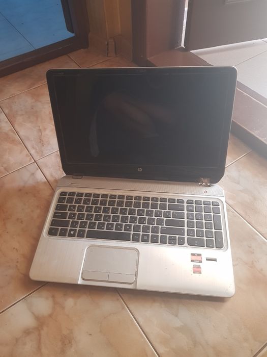 Ноутбук HP в задовільному стані