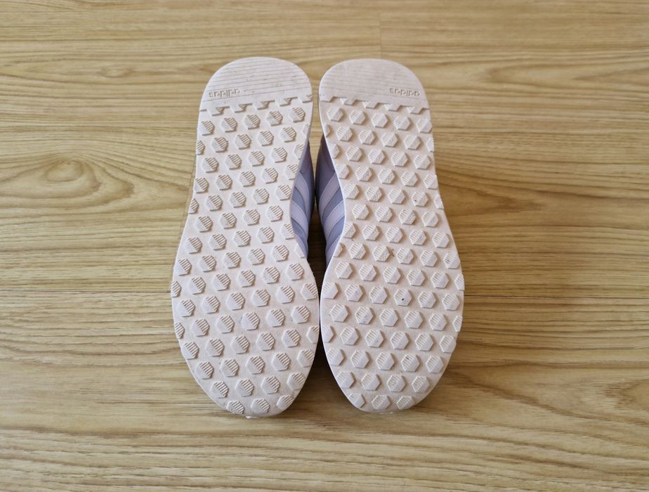 Кросівки жіночі Adidas 39 розмір (стелька 24.5см) Original