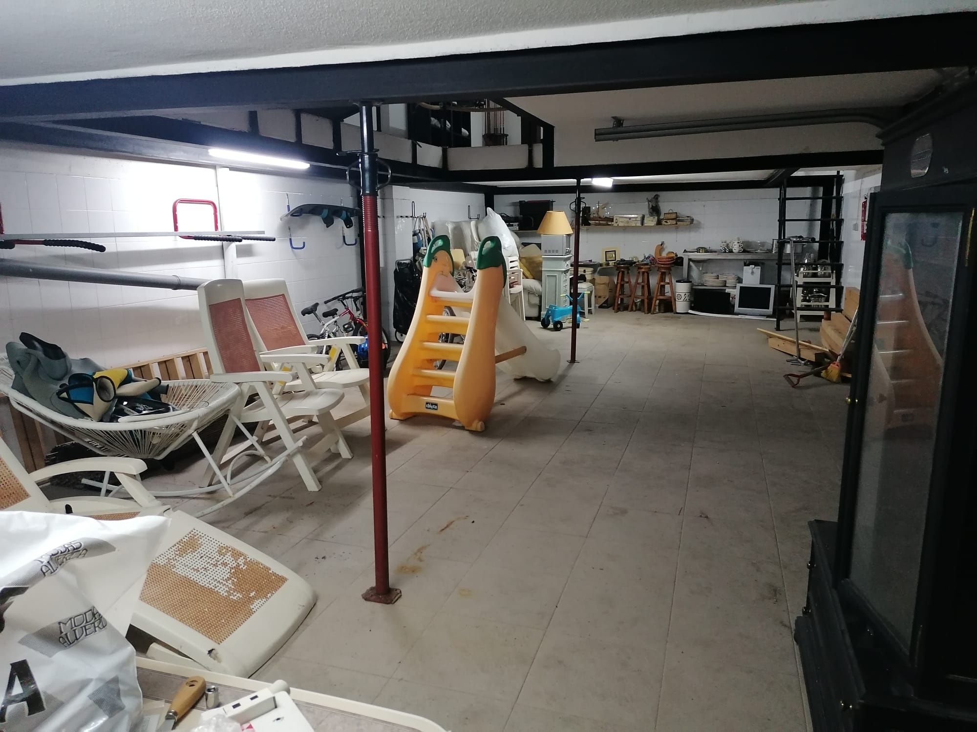 Para VENDA Moradia Geminada Troia
