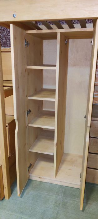 Деревянный комплекс в детскую