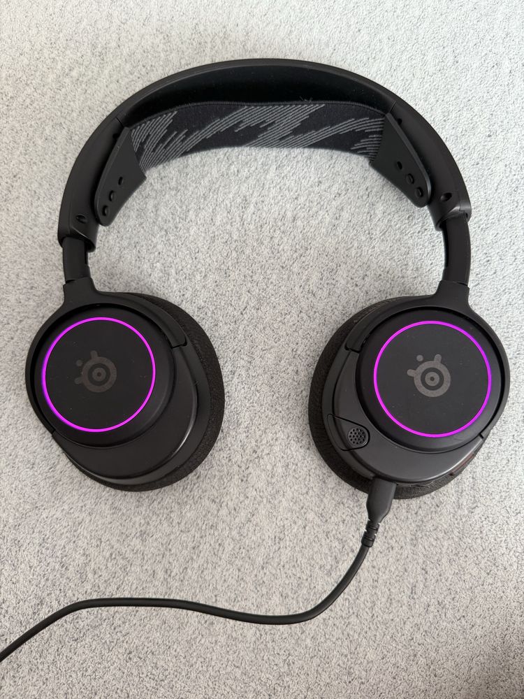 Słuchawki SteelSeries Arctis Nova 3