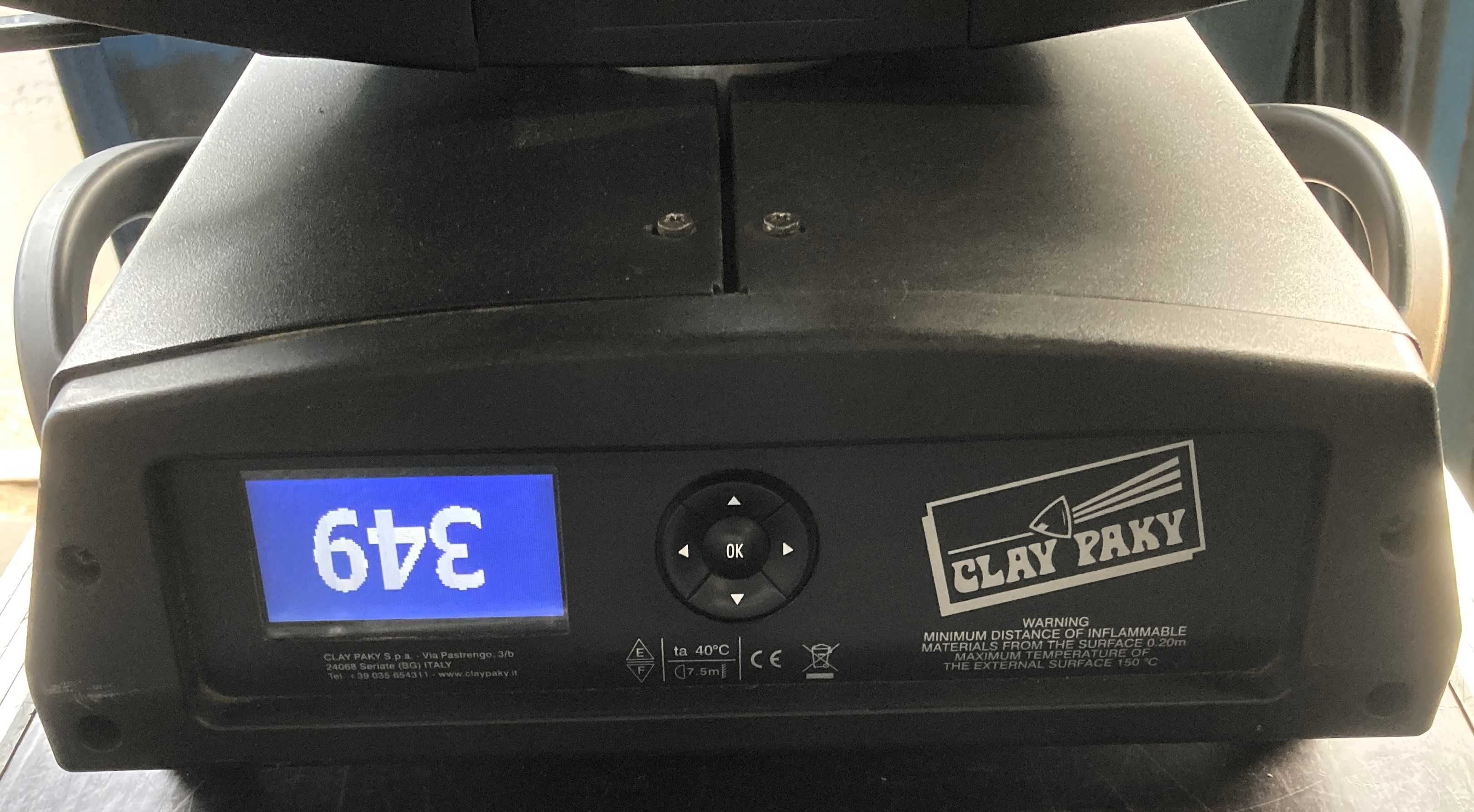 CLAY PAKY Alpha Beam 700 (4 szt.) + case