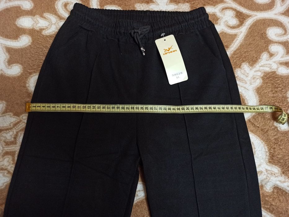 Продаються жіночі штани. Осінь-весна. Розмір на 48-50