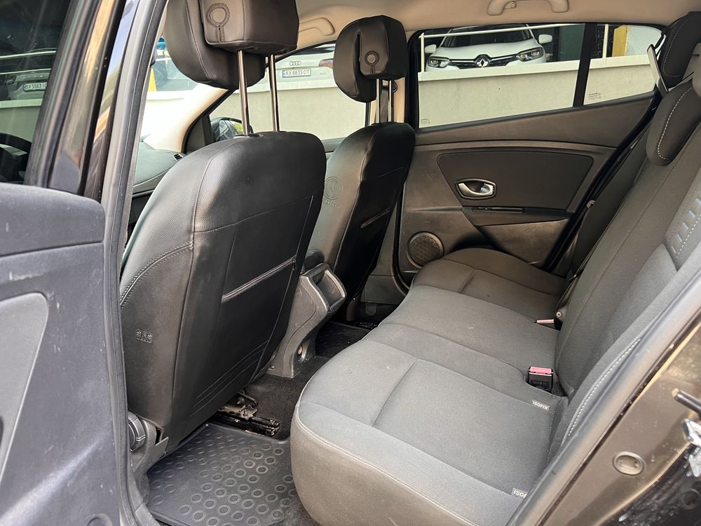 Renault Megane 3 2009 год 1.5 Дизель k9k