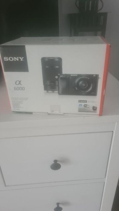 Aparat sony q6000