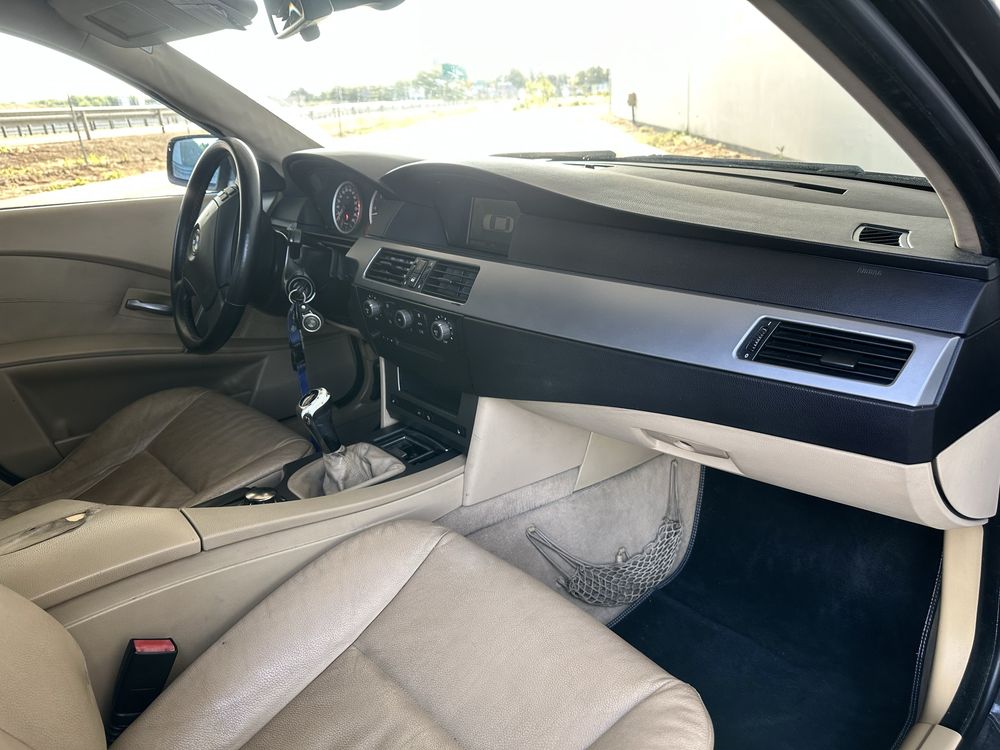 BMW e60 3.0d 218KM 2005r M-Pakiet , xenon, skóry , czujniki PDC