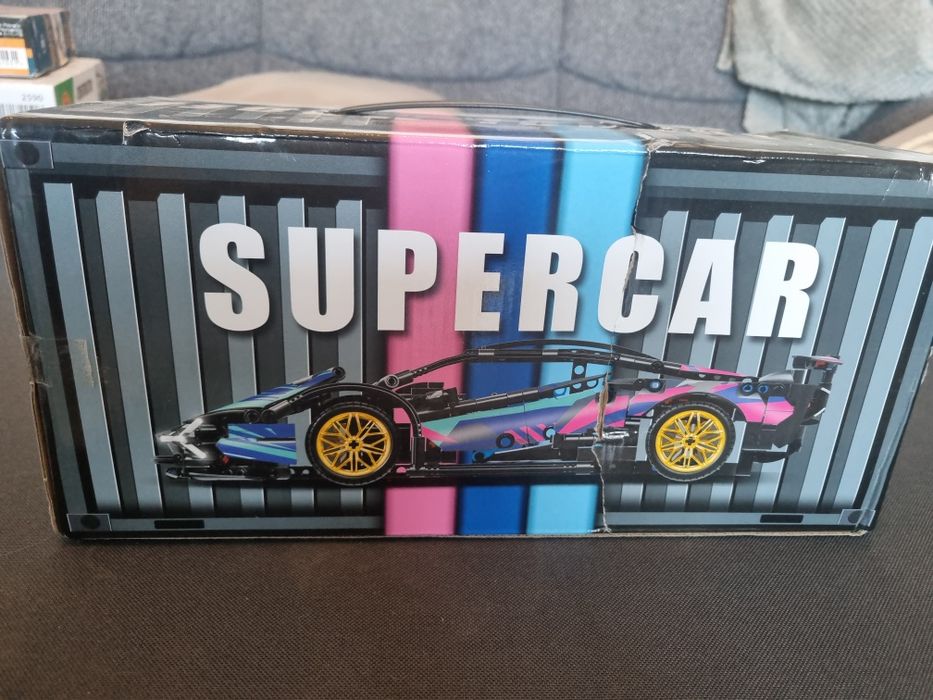 NOWY duży zestaw LAMBORGHINI, auto do składania