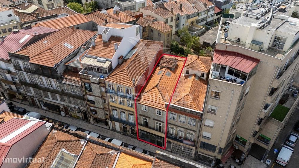Prédio com 7.000€/Mês de Rendimento Expectável em Cedofeita!