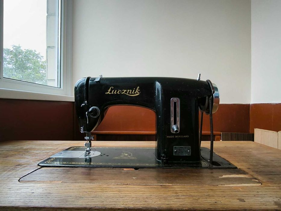 Швейна машинка Lucznik
