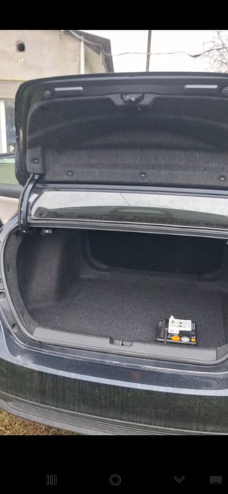 Продам машину Honda Insight 2020