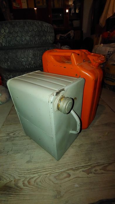 Канистра для топлива (металл 20л)